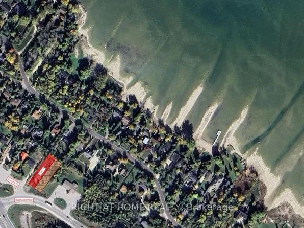 9880 Beachwood Rd, Collingwood, ON L9Y 3Z1