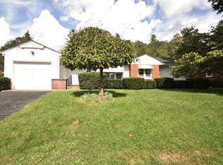 63 Rowan Rd, White Sulphur Springs, WV 24986