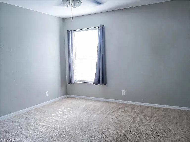 8096 Harrisburg Dr — Photo 7