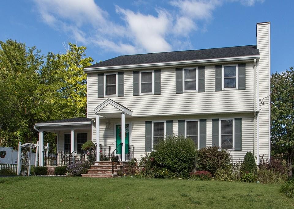 2nd image of 71 Ormonde Rd