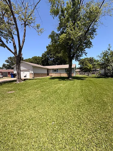 516 W Toledo Pl Photo 1