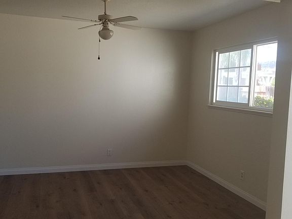 5th image of 3525 Corby Ave
