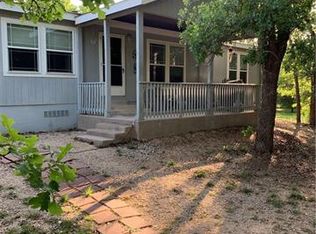 165 Spring Creek Dr, Cedar Creek, TX 78612