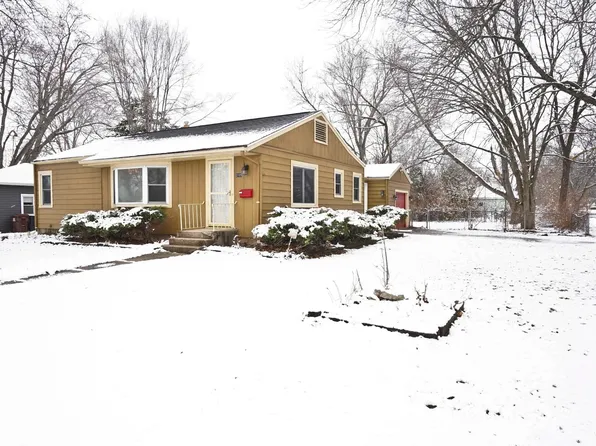2105 Sharon Ave, Rockford, IL 61103
