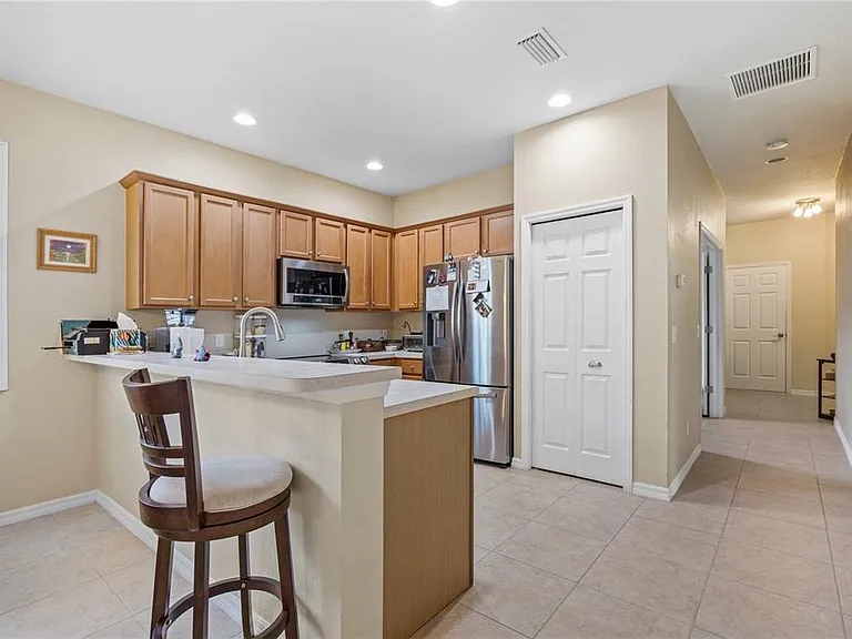 11815 Tempest Harbor Loop — Photo 9