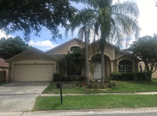 9420 Bluebird Dr, Tampa, FL 33647