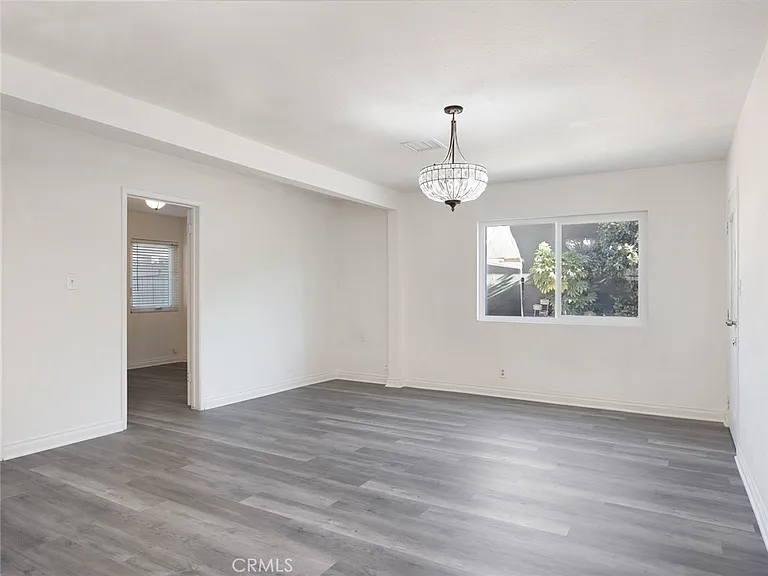 5020 Topanga Canyon Blvd — Photo 17