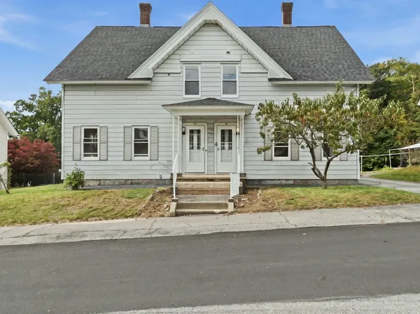 13-15 Maple St, Northbridge, MA 01534