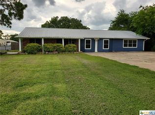400 Paco Rd, Victoria, TX 77904