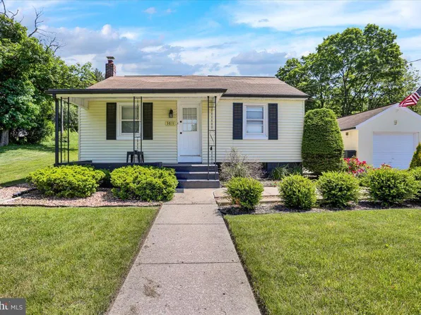 3811 Oak St, Temple, PA 19560