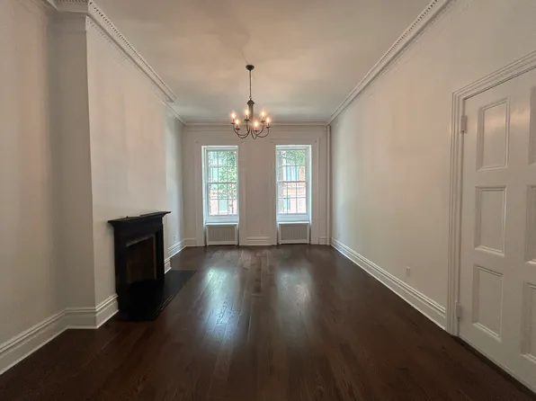406 West 20th Street 1 image 3 of 33