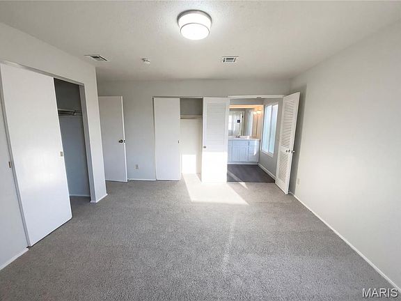 4th image of 4918 Caribee Dr