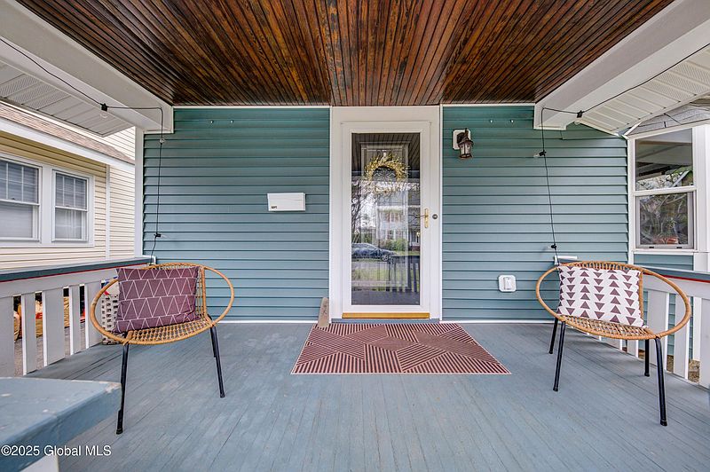 3rd image of 1436 Baker Avenue