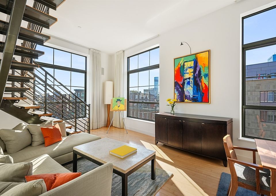 1st image of 15 Waltham St APT B-601