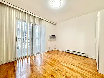 Rented by Century 21 Premier 