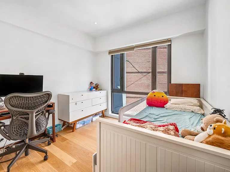 1702 Newkirk Ave #2A — Photo 9