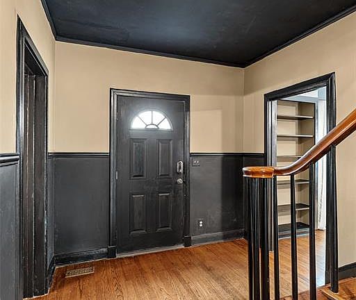 3rd image of 4156 Maryland Ave