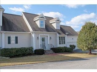 6 Turtlebrook Way, Medfield, MA 02052