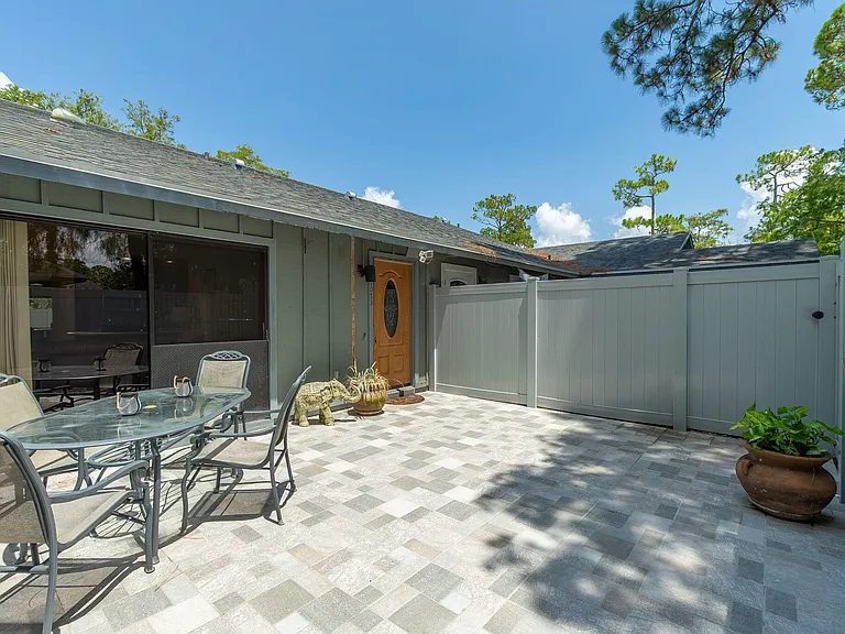 1073 Goldenrod Rd — Photo 8