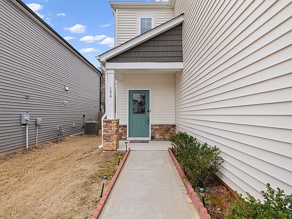 4th image of 154 Anise Tree Way
