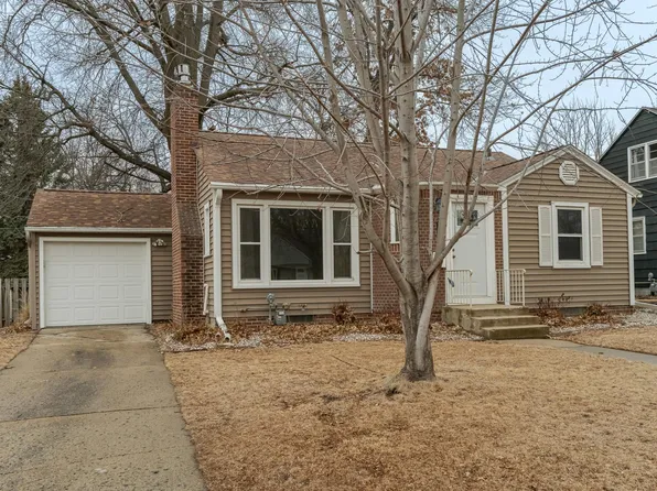 1207 9th Ave NW, Rochester, MN 55901