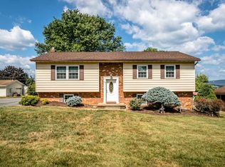 454 Crestover Dr, Broadway, VA 22815