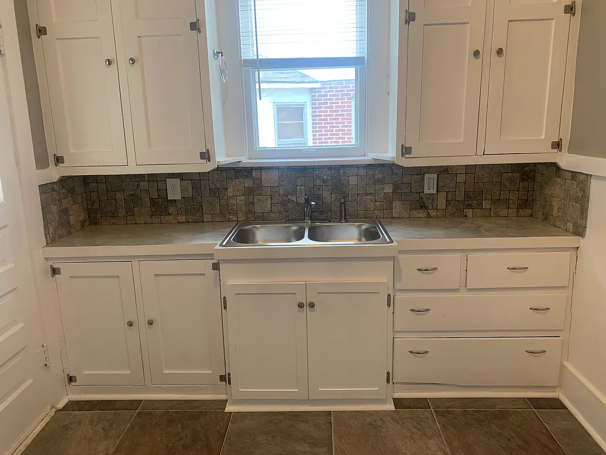 Building Photo - 604 N Belmont Ave #2
