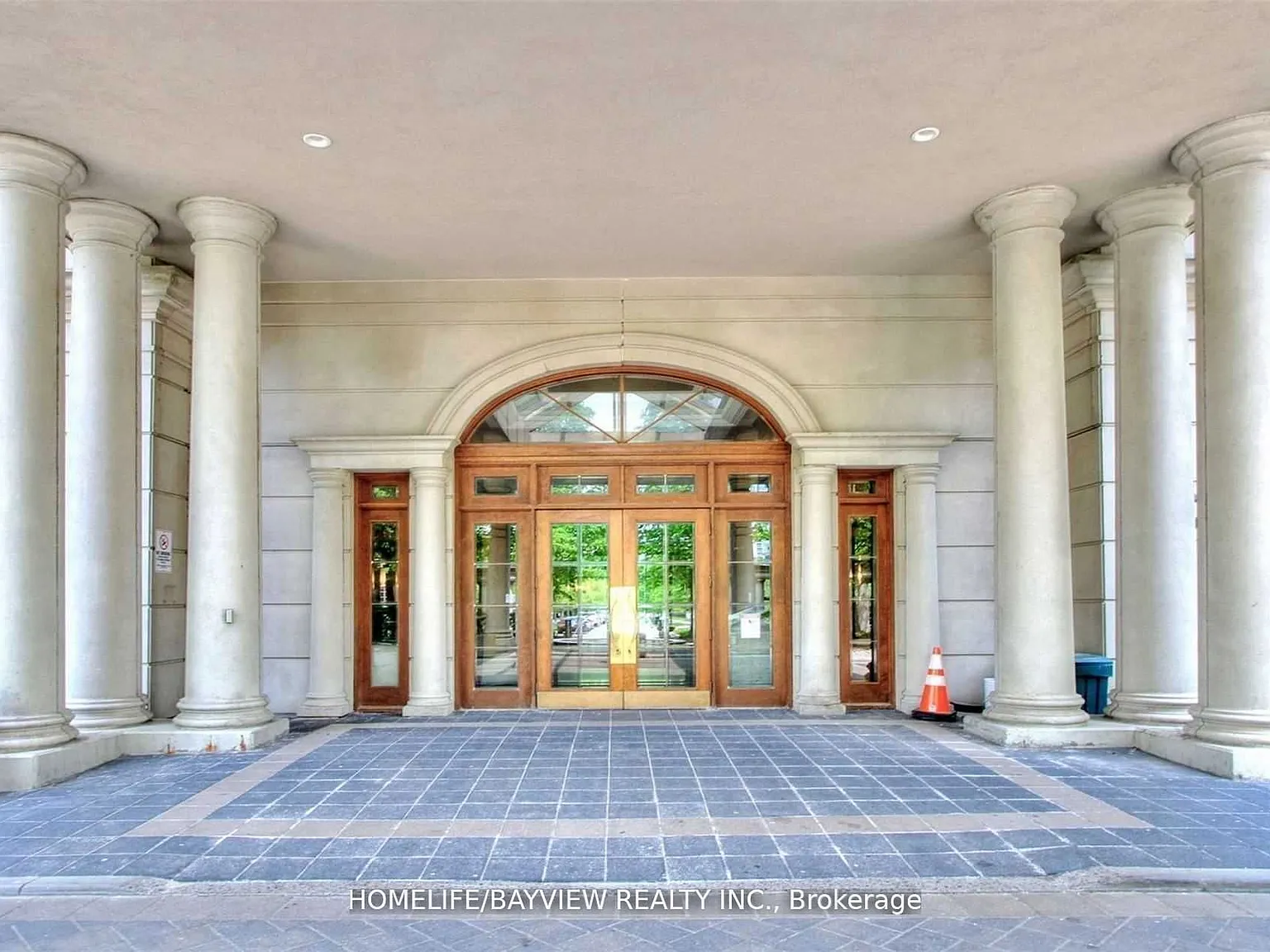 2 bed, $2,500 — Photo 4