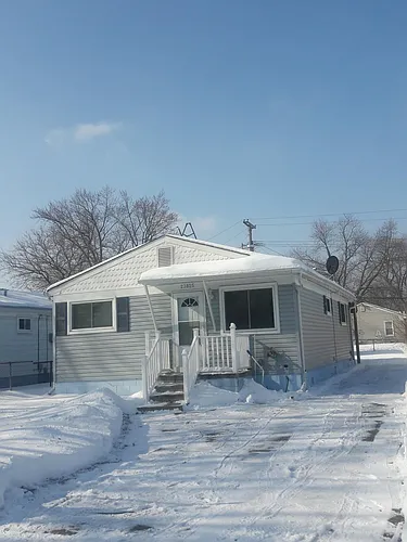 23825 Methuen Ave Photo 1