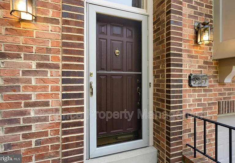 3915 Green Look Ct — Photo 3