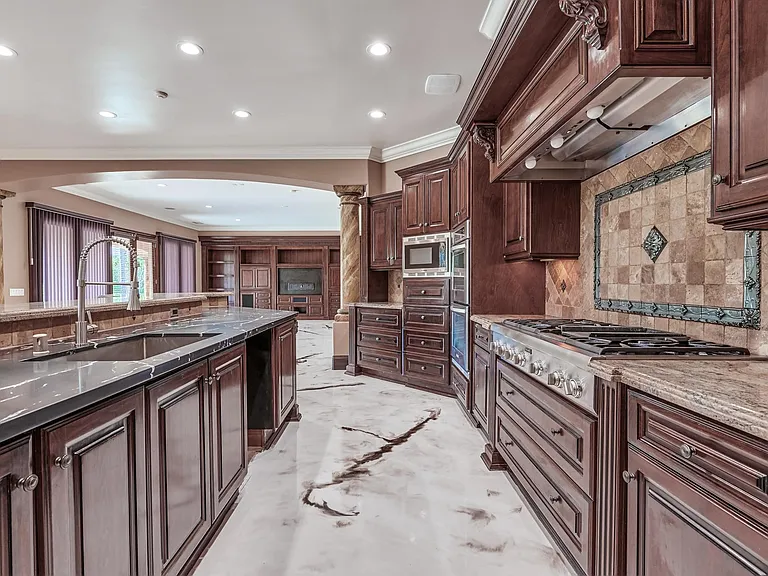 18675 Quail Hill Dr — Photo 20
