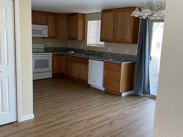 3130 White Elm Ct — Photo 4