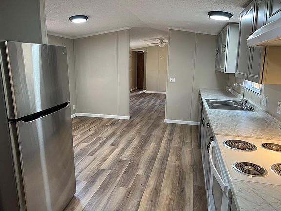 Kitchen and dining area