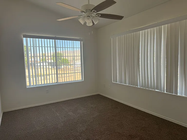 1344 Park Ln — Photo 22