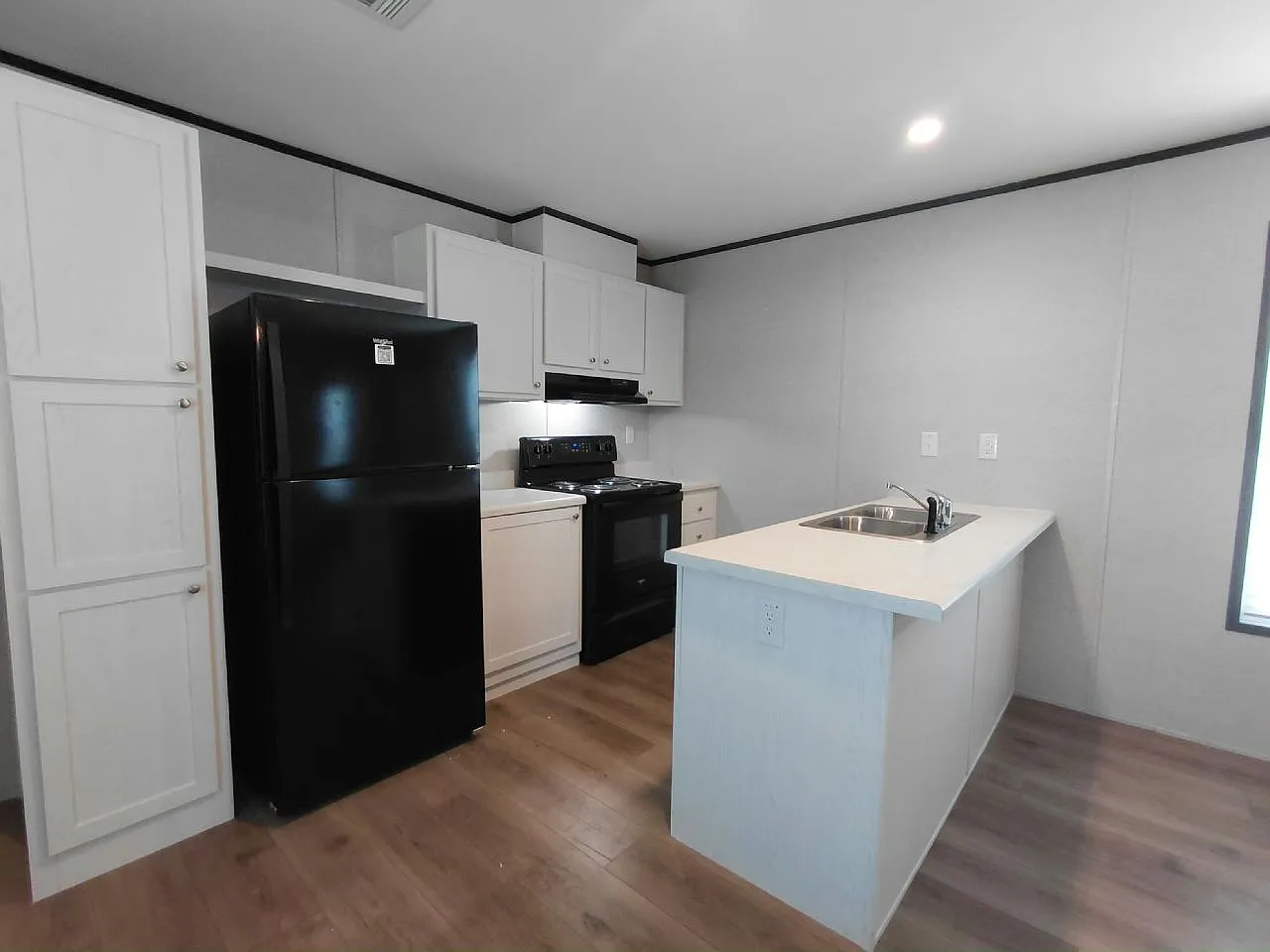 3 bed, 2.0 bath, $1,450 — Photo 3