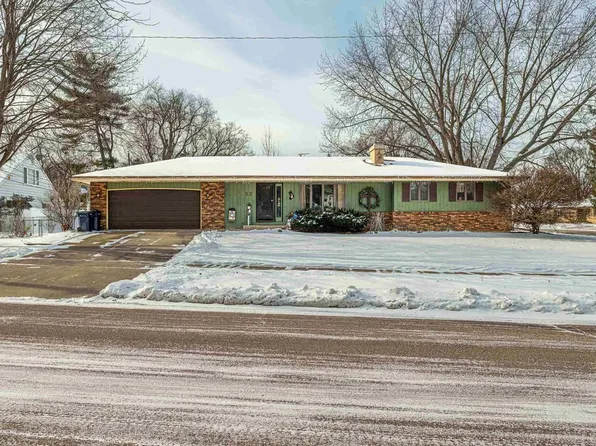 52 South Martin Road, Janesville, WI 53545