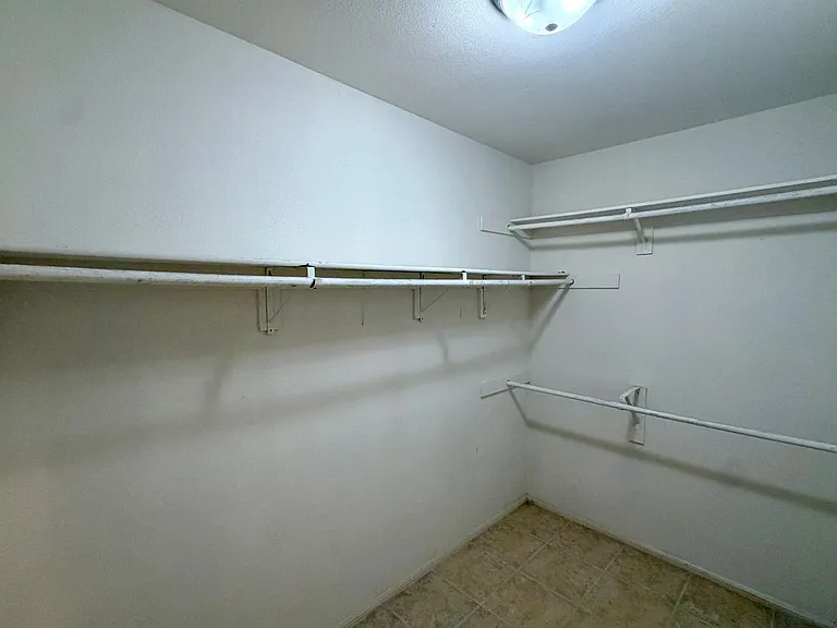 3366 Waterford Dr — Photo 31