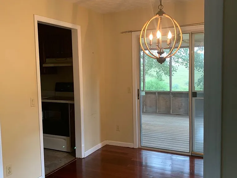 250 Majestic Dr — Photo 7