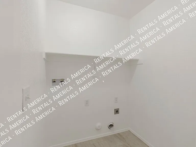 5573 W Dove Of Peace Dr — Photo 14