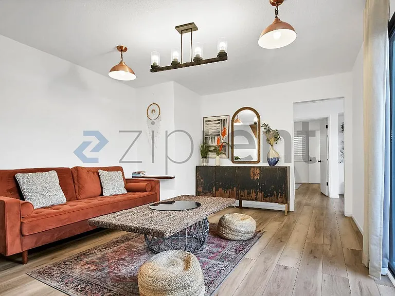 10444 Canoga Ave #40 — Photo 6