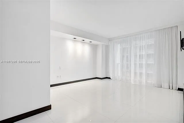55 SE 6th St #1607 — Photo 26