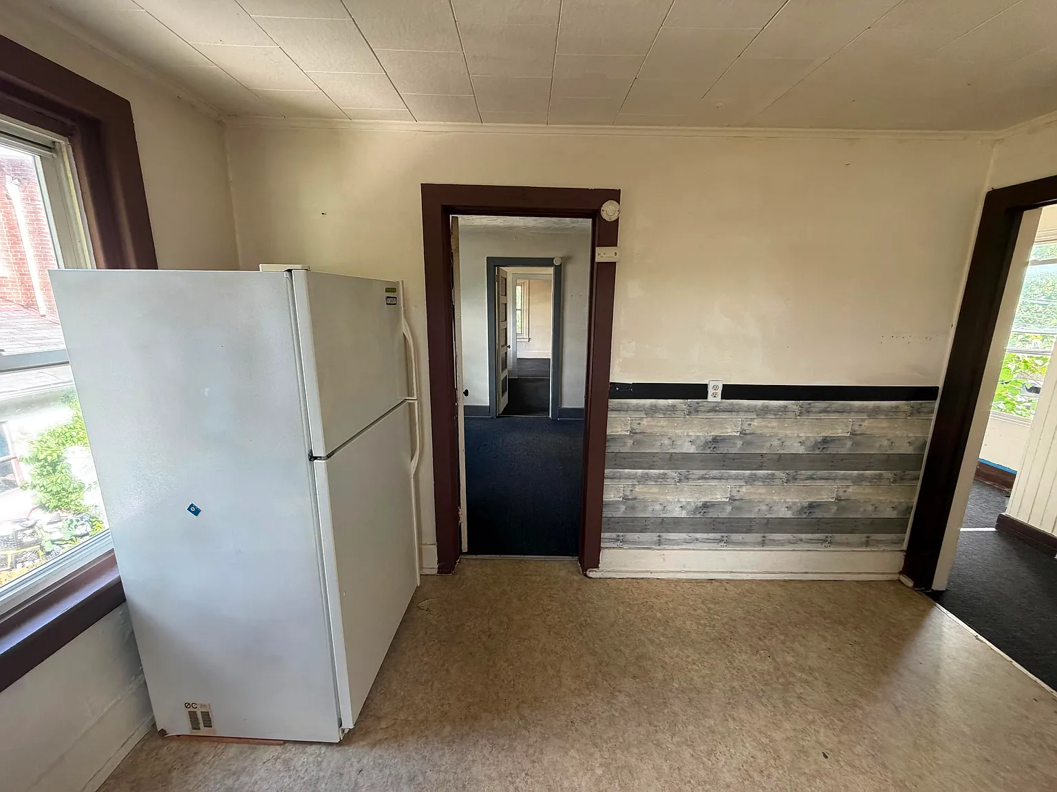 2 bed, 800 sqft, $1,400 — Photo 2