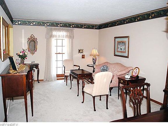 4th image of 31300 Elm Hill Dr