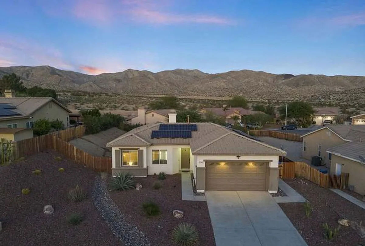 Building Photo - 13762 Starlight Way