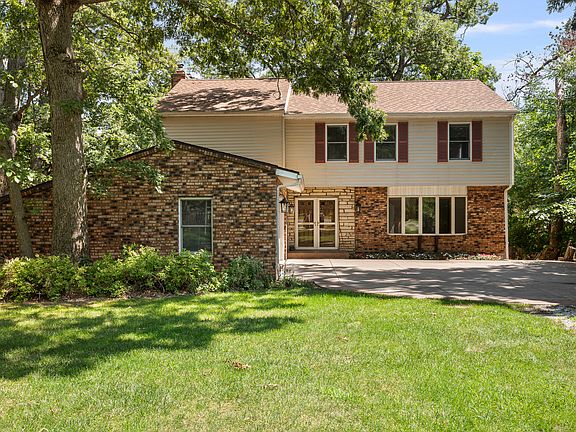 2nd image of 1919 Terrace Ct