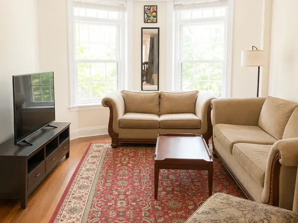 1819 Beacon St APT 5, Brookline, MA 02445