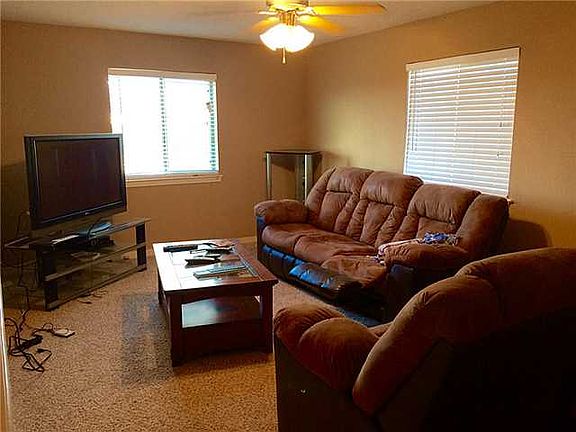 5th image of 3125 Tierra Paola Ln