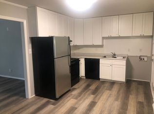 423 Edgegreen Dr, Charlotte, NC 28217