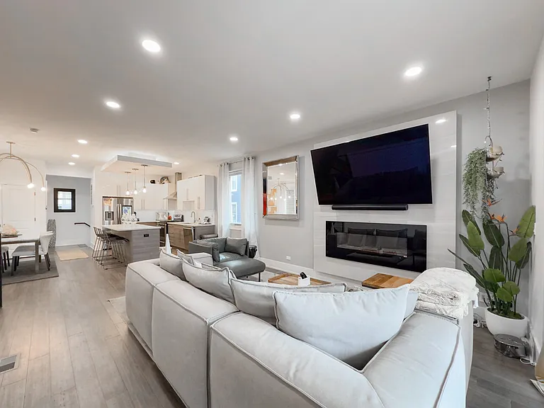 1812 N Sawyer Ave #G05C — Photo 8