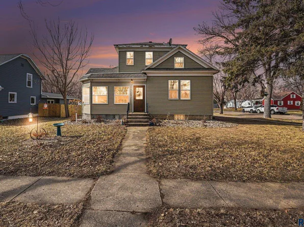 219 N Donaldson St, Luverne, MN 56156